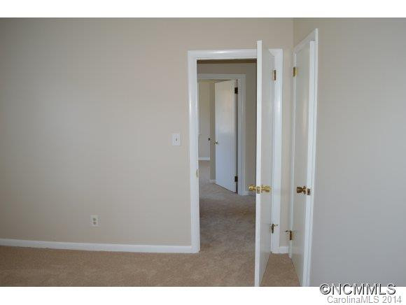 21 Oakley Road - Photo 19