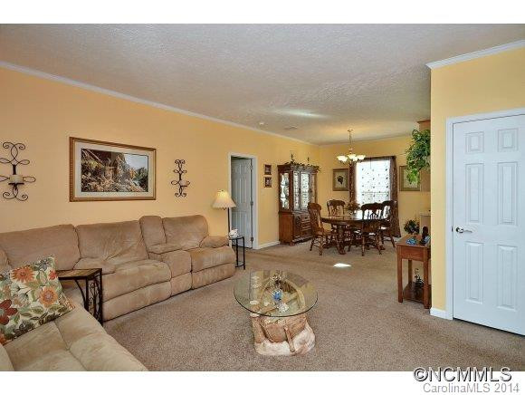 54 OLLACE COURT - Photo 2