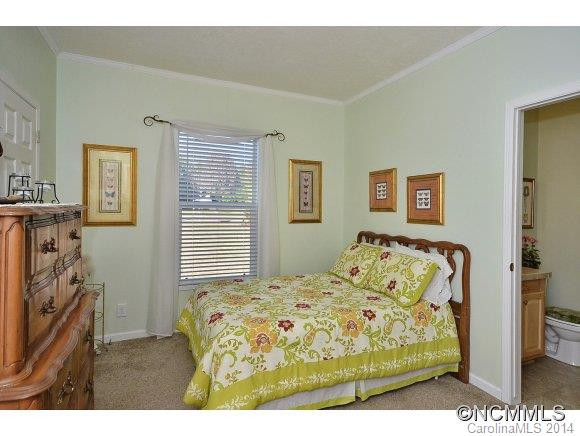 54 OLLACE COURT - Photo 11