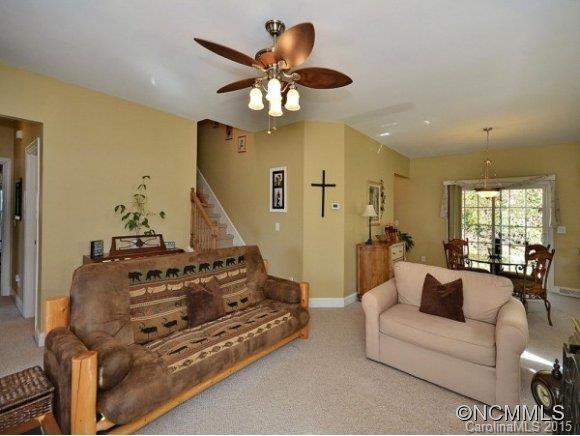 405 LOOP ROAD - Photo 3
