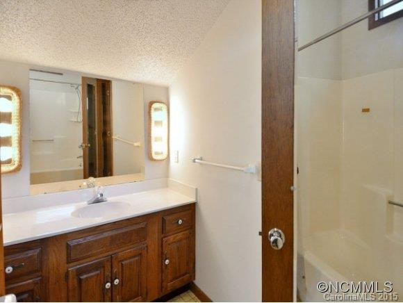 305 WOODFIELD DRIVE - Photo 17