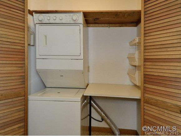 305 WOODFIELD DRIVE - Photo 7