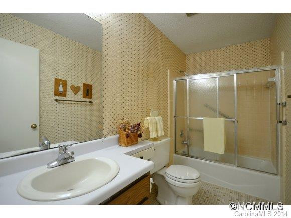 11 Fairway Dr - Photo 12