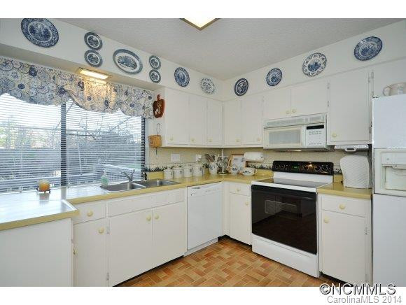 11 Fairway Dr - Photo 7