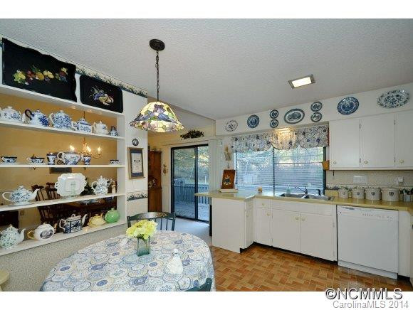 11 Fairway Dr - Photo 8