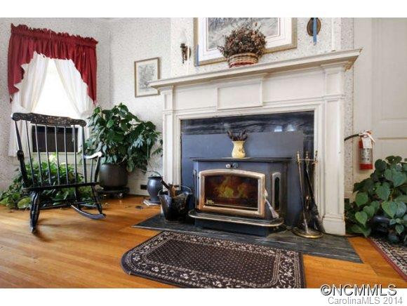 274 South Main - Photo 8