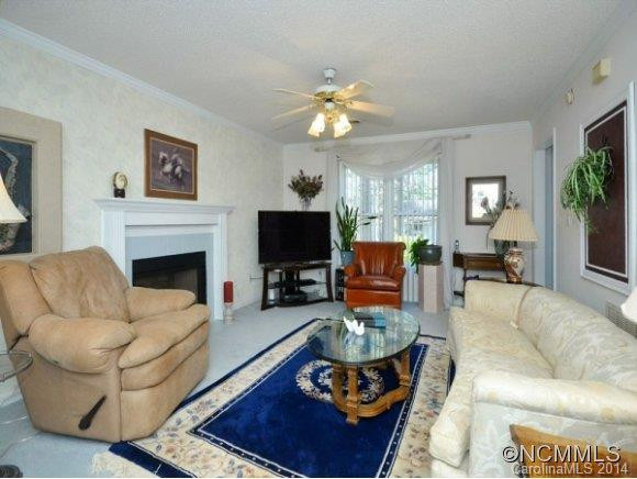 4 HOLLY RIDGE COURT - Photo 3