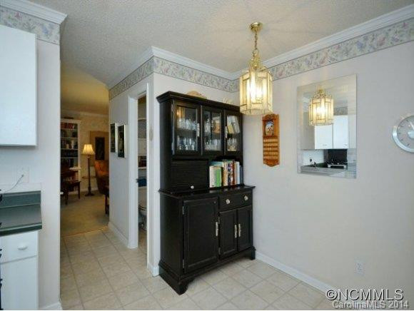 4 HOLLY RIDGE COURT - Photo 8