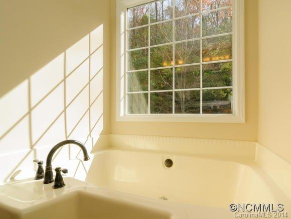 171 Woodburn Drive - Photo 11