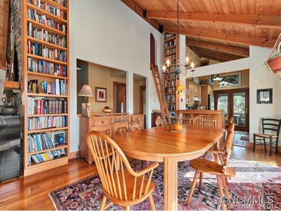 2404 PINEY HILL ROAD - Photo 11