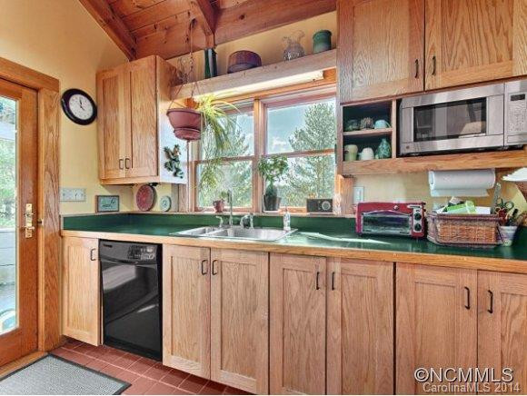 2404 PINEY HILL ROAD - Photo 12