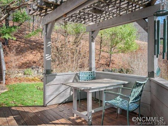2404 PINEY HILL ROAD - Photo 22