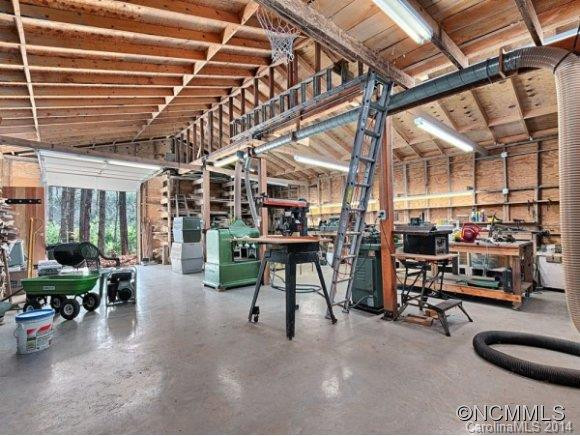 2404 PINEY HILL ROAD - Photo 24
