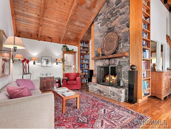 2404 PINEY HILL ROAD - Photo 8