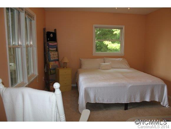 149 Irwin Way - Photo 12