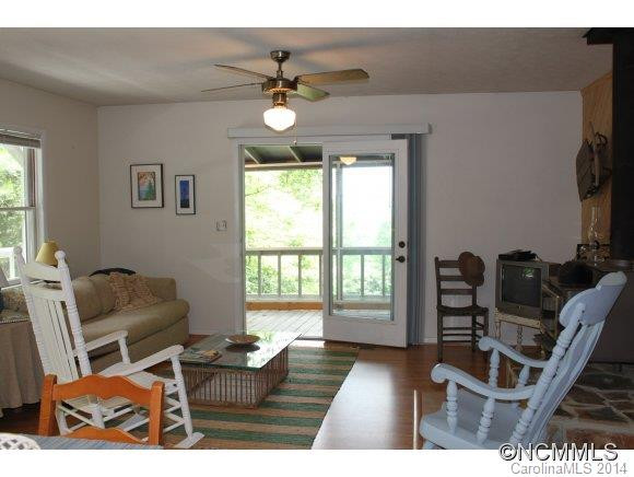 149 Irwin Way - Photo 7