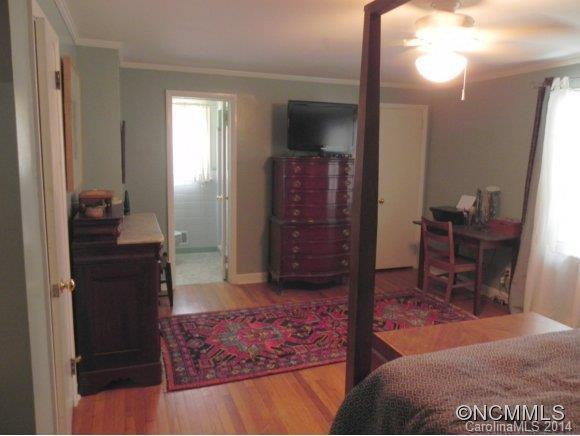 12 South Oak Forest Drive - Photo 13