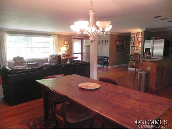 12 South Oak Forest Drive - Photo 10