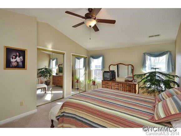 501 Woodlea Court - Photo 16