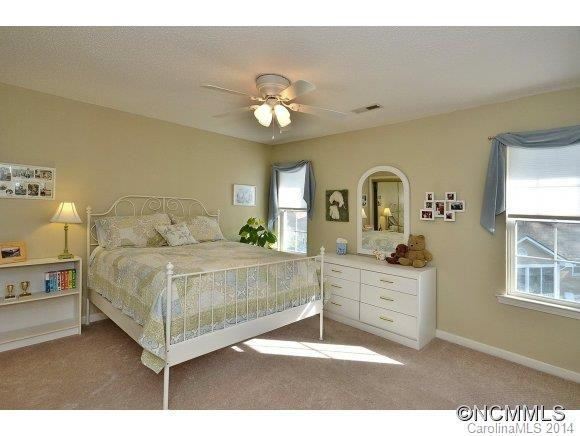 501 Woodlea Court - Photo 18