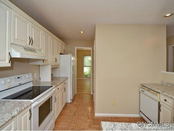 485 HEATHER MARIE DRIVE - Photo 8
