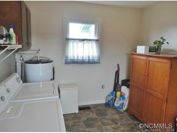 338 McCraw Road - Photo 10