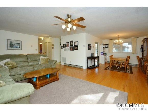 1704 BLUEBIRD DRIVE - Photo 3