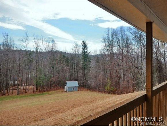119 QUEENS COURT - Photo 2