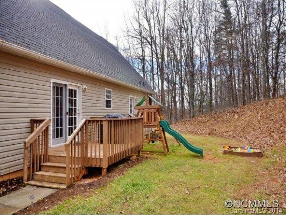 119 QUEENS COURT - Photo 13