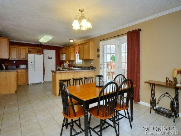 119 QUEENS COURT - Photo 5