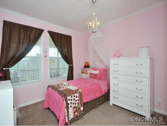 119 QUEENS COURT - Photo 10