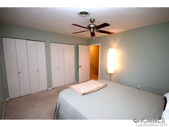 303 Buck Cove Terrace - Photo 16