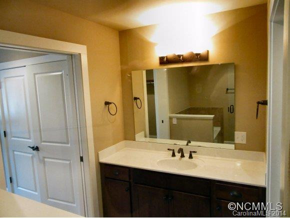 29 W French broad St Unit 305 - Photo 8