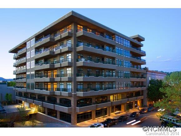21 Battery Park Avenue #304