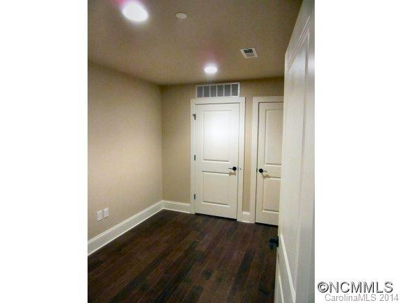 29 W French broad St Unit 404 - Photo 5