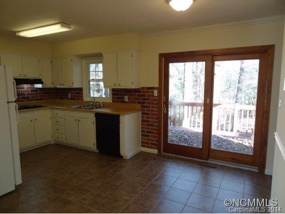 7 Ferncliff Drive - Photo 4