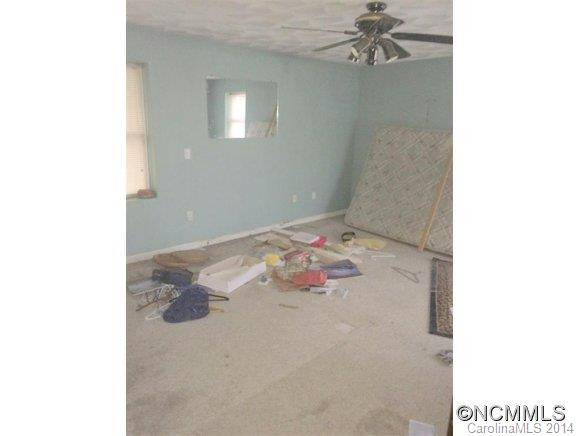 2708 Green River Road - Photo 5