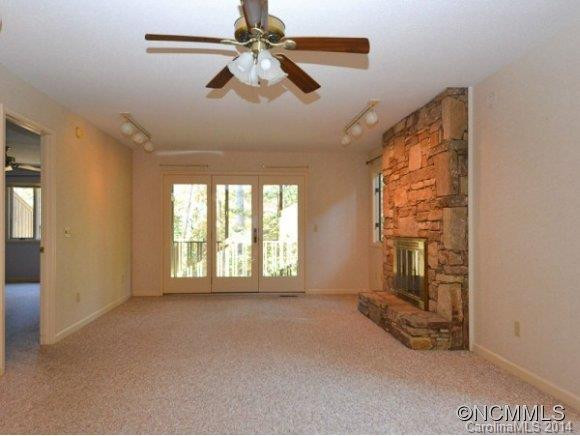 306 LIVE OAK LANE - Photo 4