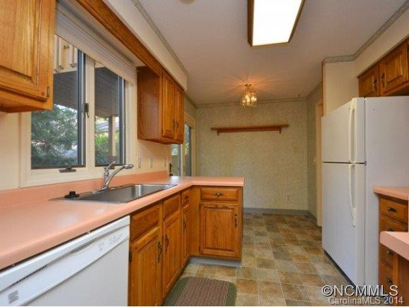 306 LIVE OAK LANE - Photo 5