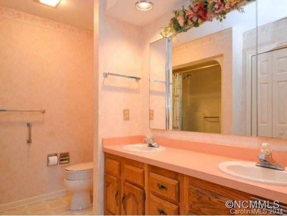 306 LIVE OAK LANE - Photo 9
