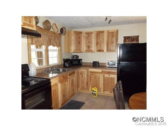 951 SPRUCE FLATS RD - Photo 5