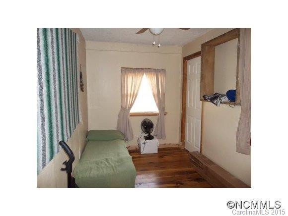 951 SPRUCE FLATS RD - Photo 9