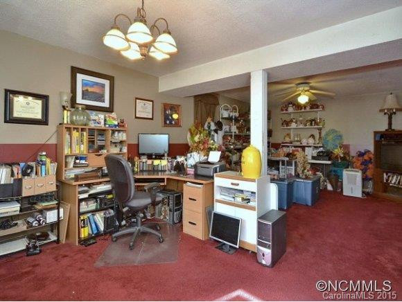 149 WENDY LANE - Photo 18