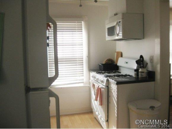 31 Lee Avenue - Photo 4