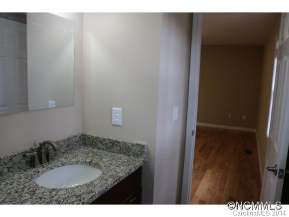32 King Arthur Place - Photo 12