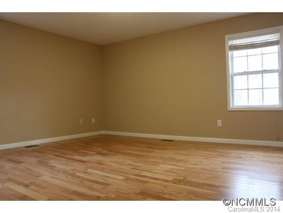 32 King Arthur Place - Photo 9