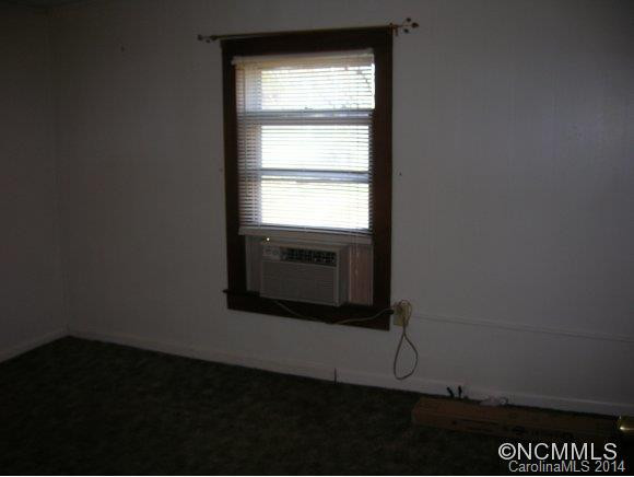136 Tatum Way - Photo 8