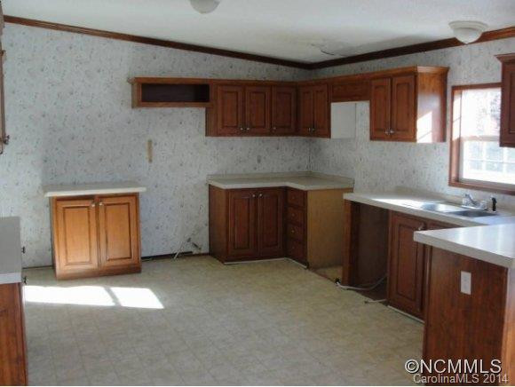 244 NORLEON AVENUE - Photo 2