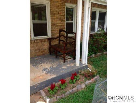 26 Martin Ave - Photo 5