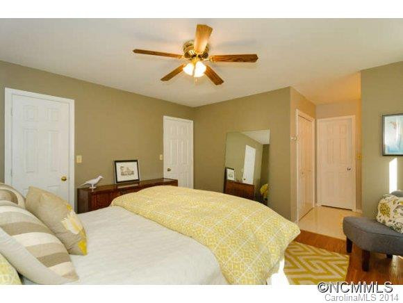 10 WESTMINSTER DRIVE - Photo 13